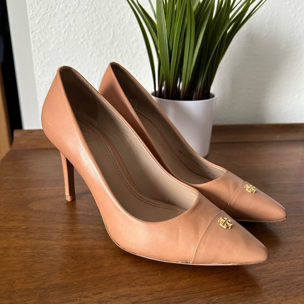 Tory burch nude penelope pumps 5.5 women